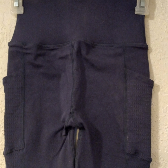New With Tags Fabletics Yoga Leggings - Picture 2 of 7